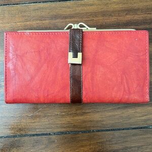 Vintage Genuine Dove Tanned Cowhide Leather Women's Checkbook Wallet with Clasp